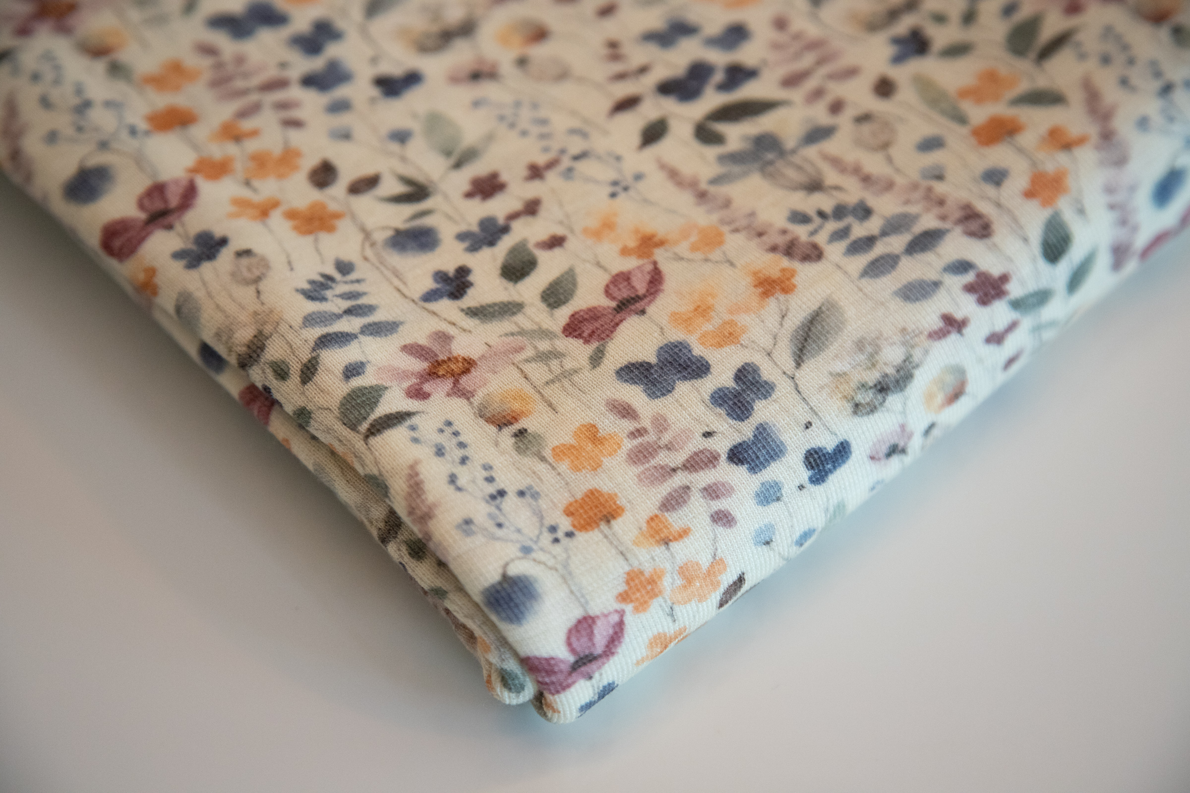 Bio Wolle Lyocell (TENCEL™) Jersey, mehrfarbig (kbT, mulesingfrei) 